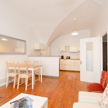 Issoire Centre, T2 Bergere Avec Parking Apartment Exterior foto